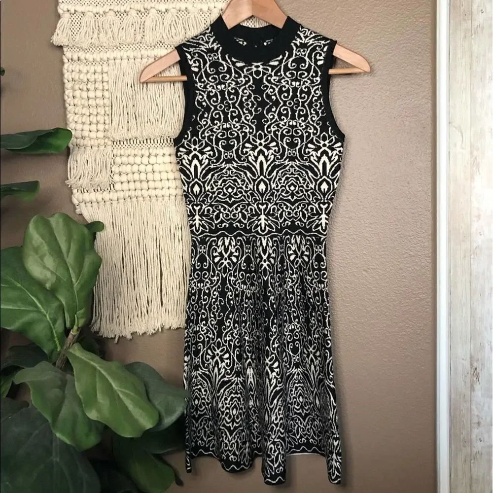 Xhilaration Black Knit Patterned Dress